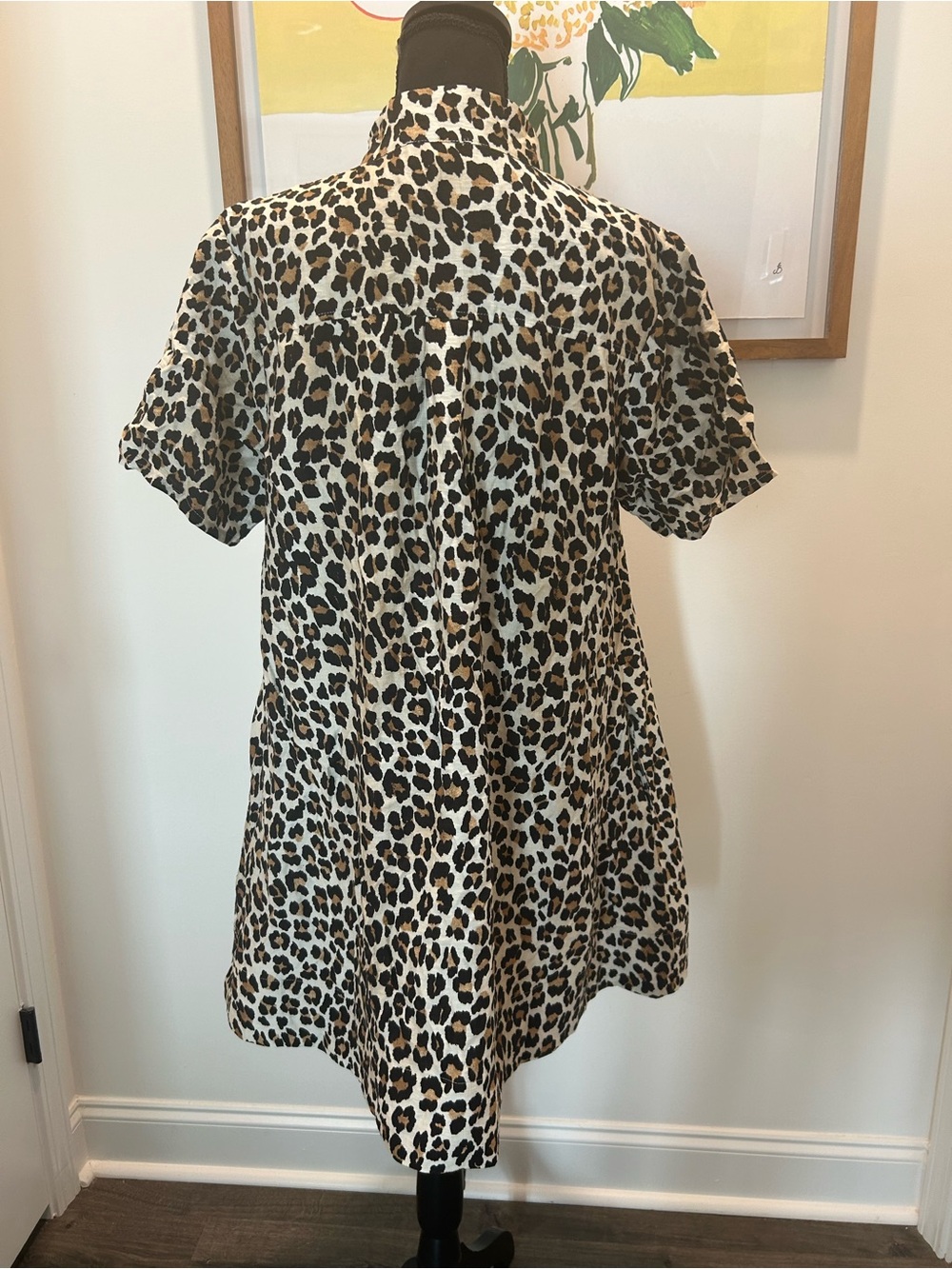 Entro Leopard Print Shirt Dress L Button Front Short Sleeve—Pockets - Picture 3 of 9